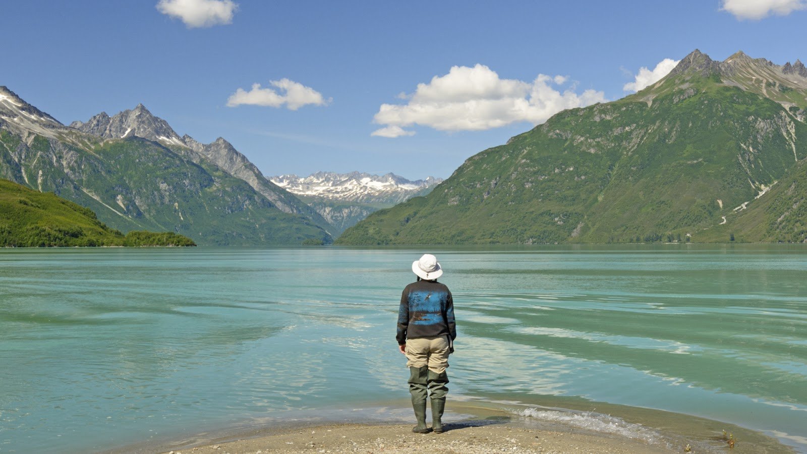 A tourist in the National Park